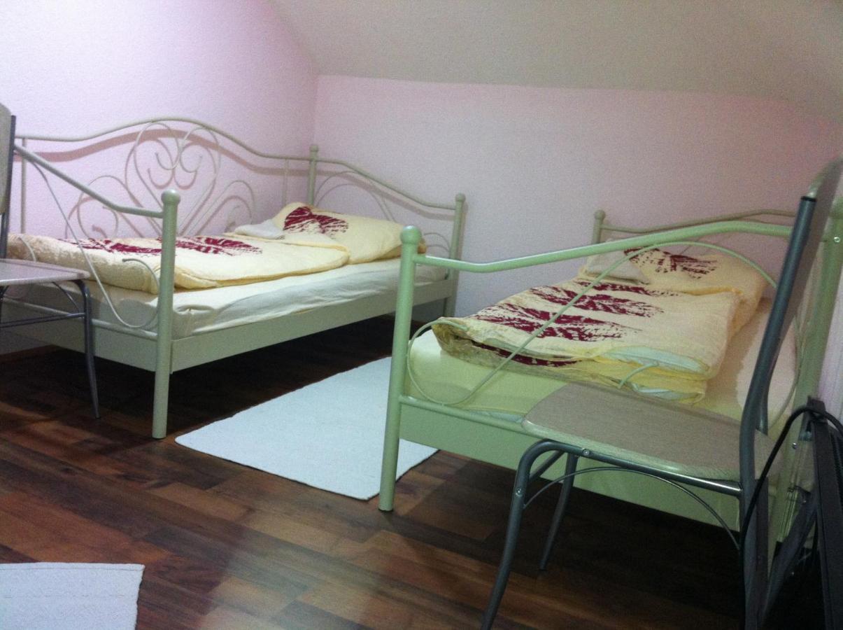 Pansion Zeyno Hotel Sarajevo Room photo